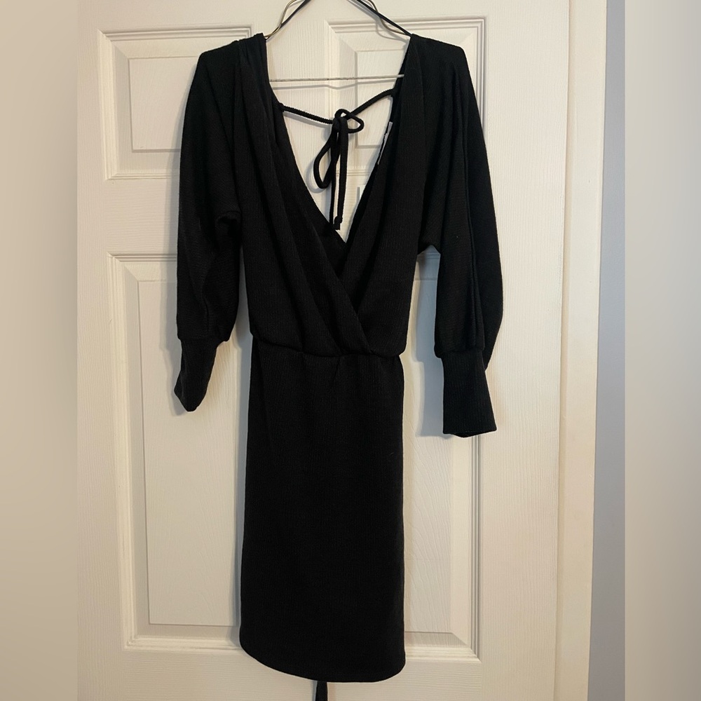 Francesca’s Mi Ami black open dress XL